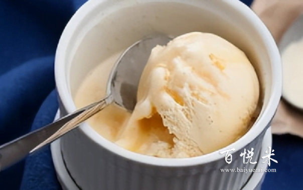 想吃冰淇淋，不如自己在家做，奶香十足，一次吃個(gè)夠